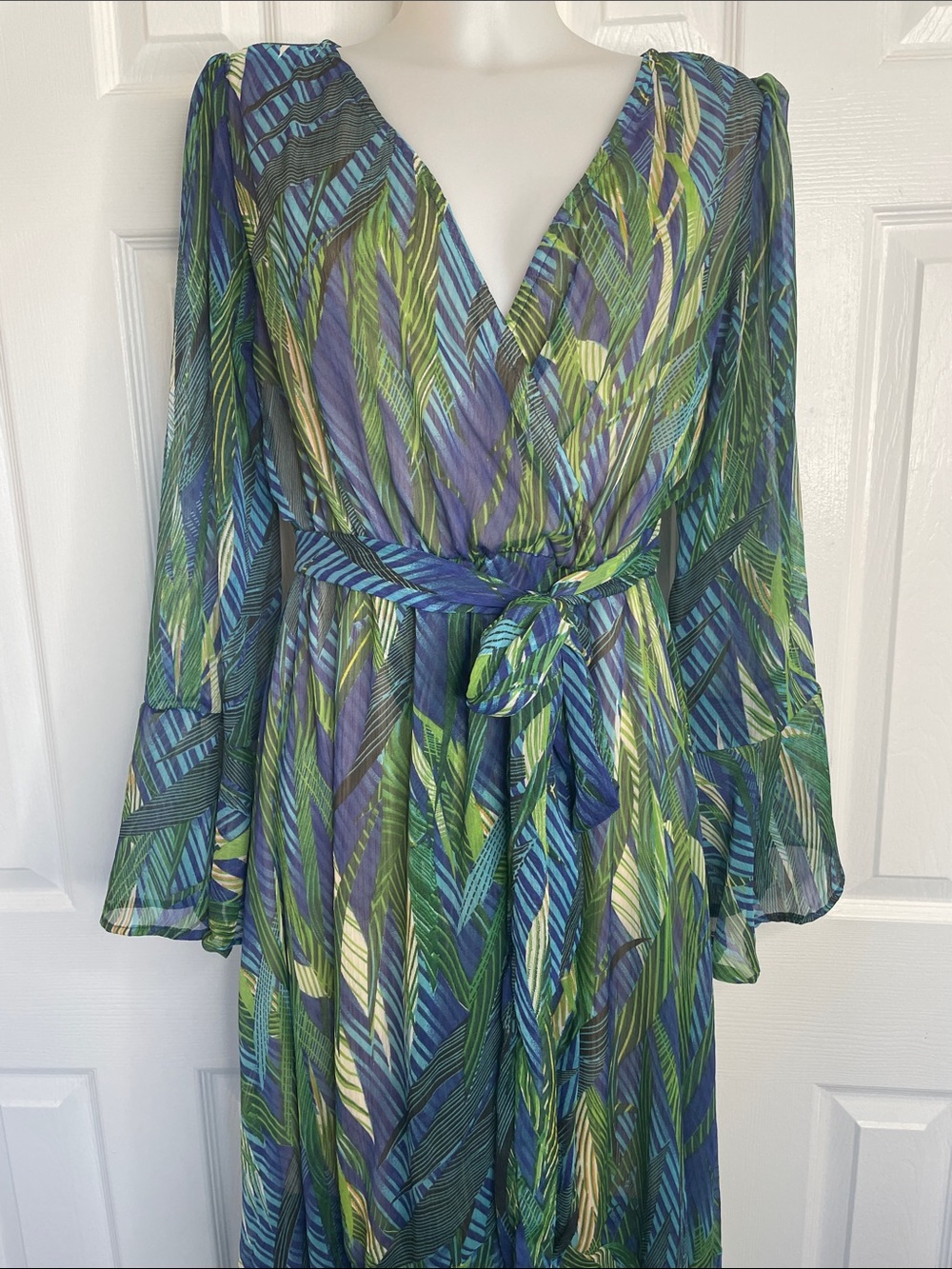 UNE AME BLUE GREEN LEAF TROPICAL PRINT FAUX WRAP HI-LOW MAXI DRESS SZ XL - Picture 2 of 13